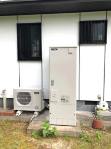 電気温水器からエコキュートへ-ｍ様邸(佐賀県鳥栖市)r4-0507