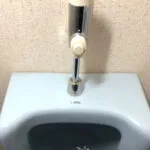 小便器用フラッシュバルブ交換-ｓ様邸(佐賀市)r4-0603